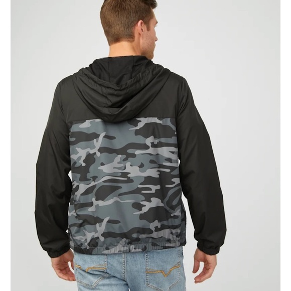 New GUESS Oda Camo Color-Block Jacket SZ M - Picture 4 of 4